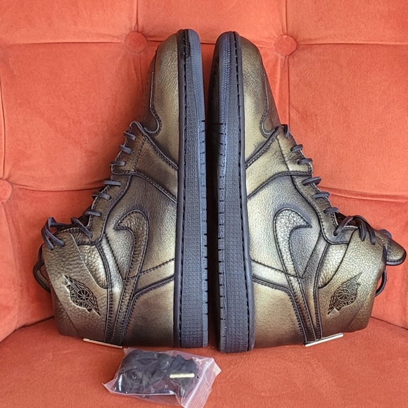 Air Jordan 1 Retro High 'Wings' AA2887-035  Sneaker Men's Size 9.5 - Picture 14 of 16